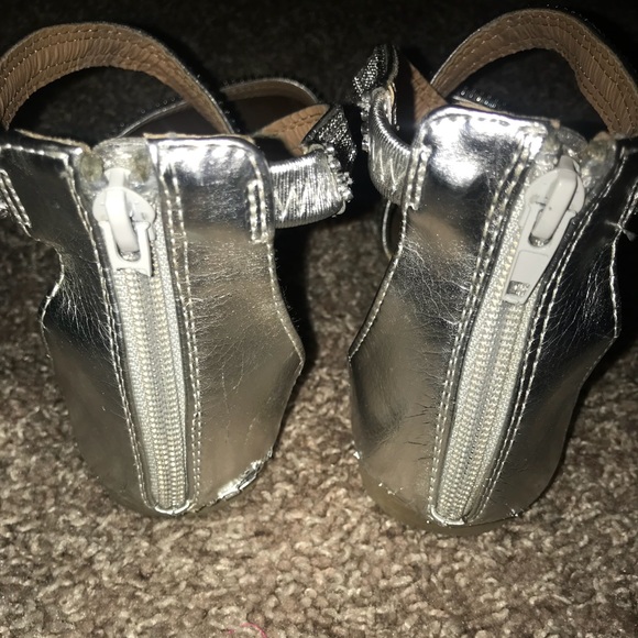 Sandals - Picture 2 of 2
